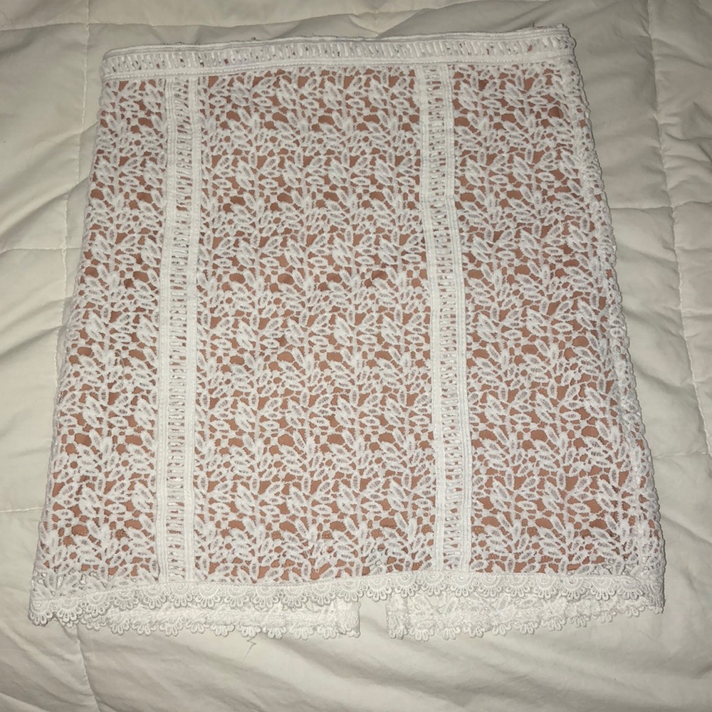 White Lace Pacsun Kendall and Kylie Skirt